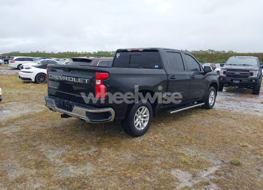 Photo 4 of 2021 Chevrolet Silverado 1500 4WD SHORT BED LT (VIN 3GCUYDED2MG234431)
