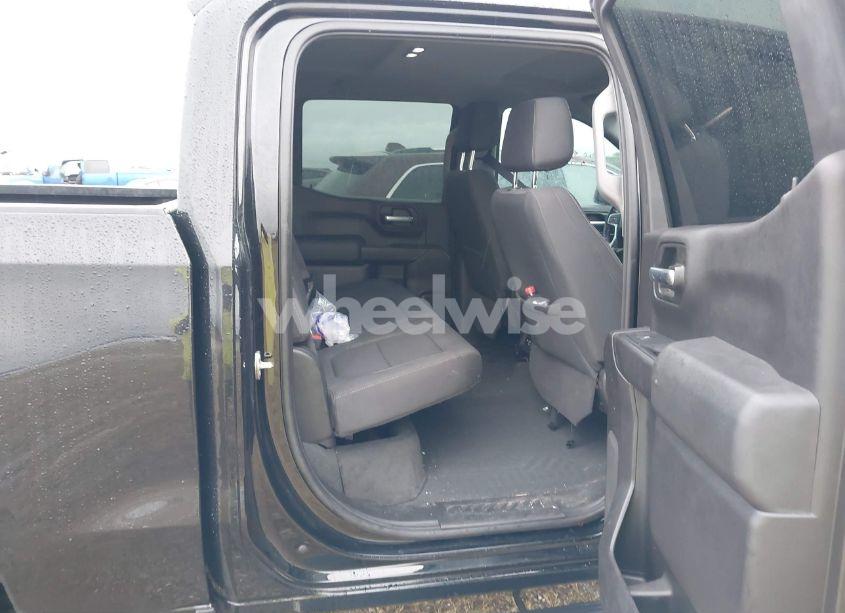 Photo 8 of 2021 Chevrolet Silverado 1500 4WD SHORT BED LT (VIN 3GCUYDED2MG234431)