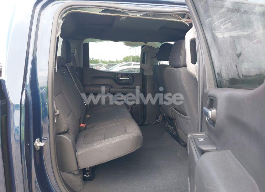 Photo 8 of 2021 Chevrolet Silverado 1500 4WD SHORT BED LT (VIN 3GCUYDED2MG439697)