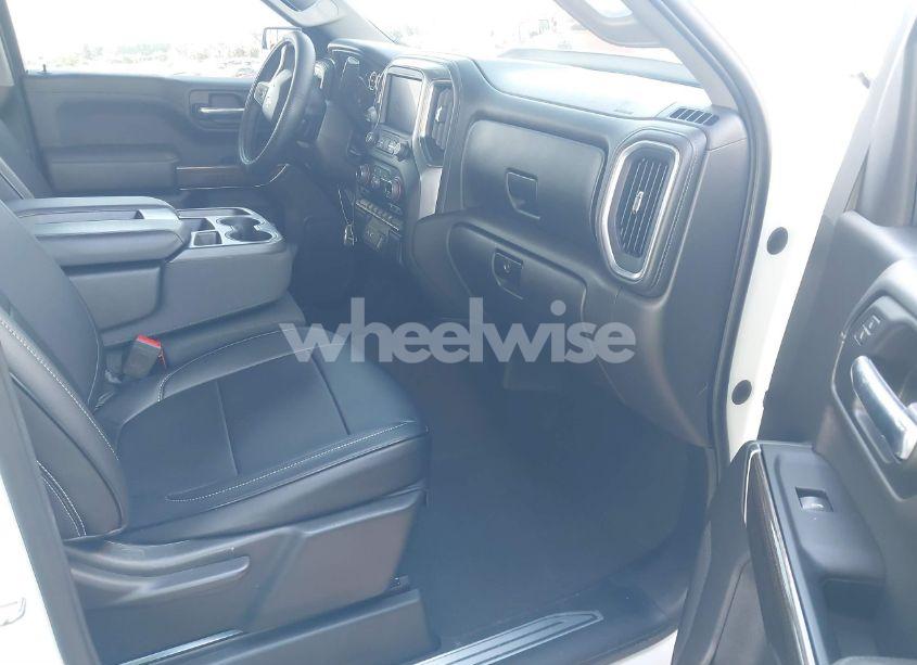 Photo 5 of 2022 Chevrolet Silverado 1500 LTD 4WD SHORT BED LT (VIN 3GCUYDED2NG175253)