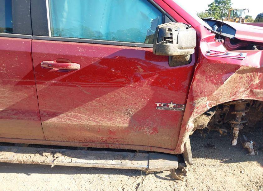 Photo 18 of 2019 Chevrolet Silverado 1500 LT (VIN 3GCUYDED3KG188640)