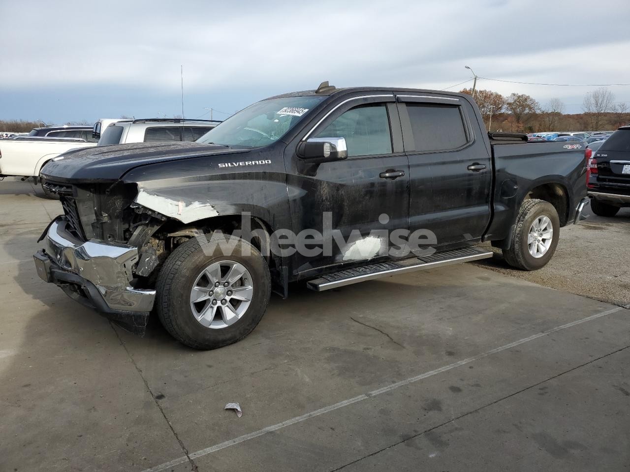 2019 CHEVROLET SILVERADO K1500 LT (VIN 3GCUYDED4KG115650) main photo