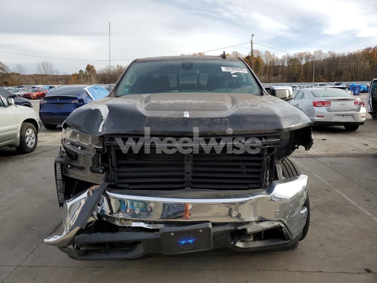 Photo 5 of 2019 CHEVROLET SILVERADO K1500 LT (VIN 3GCUYDED4KG115650)