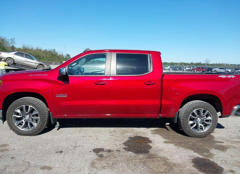 Photo 14 of 2019 Chevrolet Silverado 1500 LT (VIN 3GCUYDED4KG199436)