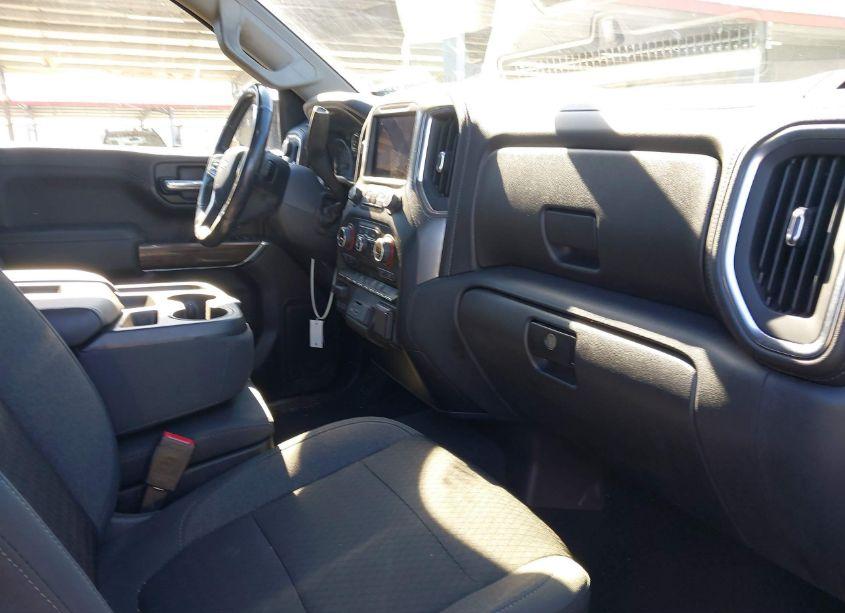 Photo 5 of 2019 Chevrolet Silverado 1500 LT (VIN 3GCUYDED4KG199436)