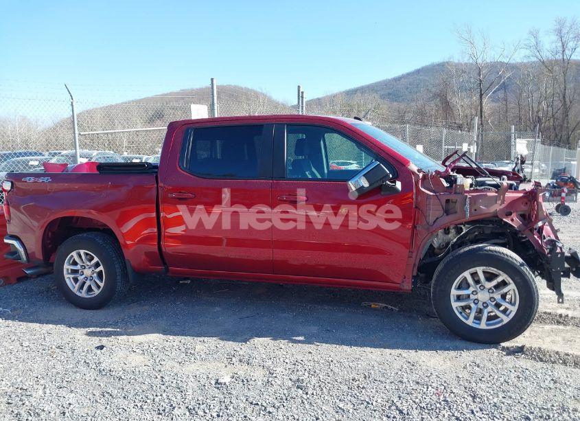 Photo 13 of 2019 Chevrolet Silverado 1500 LT (VIN 3GCUYDED4KG280372)