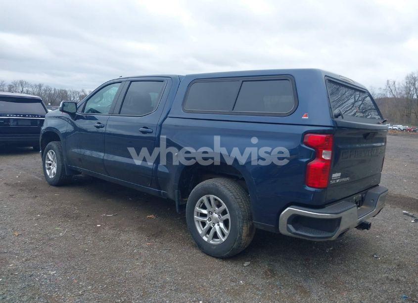 Photo 3 of 2020 Chevrolet Silverado 1500 4WD SHORT BED LT (VIN 3GCUYDED4LG339566)