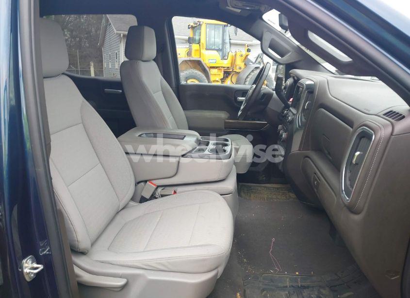 Photo 5 of 2020 Chevrolet Silverado 1500 4WD SHORT BED LT (VIN 3GCUYDED4LG339566)