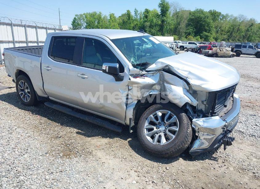 2020 Chevrolet Silverado 1500 4WD SHORT BED LT (VIN 3GCUYDED4LG404805) main photo