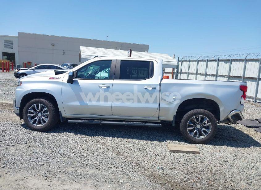 Photo 14 of 2020 Chevrolet Silverado 1500 4WD SHORT BED LT (VIN 3GCUYDED4LG404805)