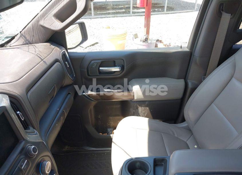 Photo 5 of 2020 Chevrolet Silverado 1500 4WD SHORT BED LT (VIN 3GCUYDED4LG404805)