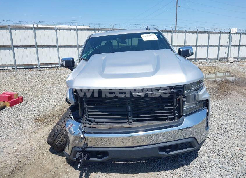 Photo 6 of 2020 Chevrolet Silverado 1500 4WD SHORT BED LT (VIN 3GCUYDED4LG404805)
