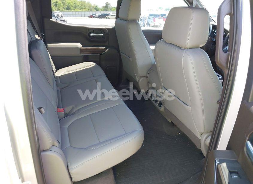 Photo 8 of 2020 Chevrolet Silverado 1500 4WD SHORT BED LT (VIN 3GCUYDED4LG404805)