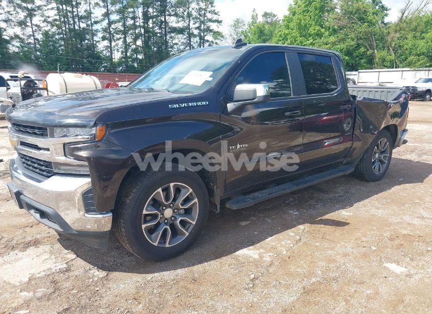 Photo 2 of 2019 Chevrolet Silverado 1500 LT (VIN 3GCUYDED5KG160788)