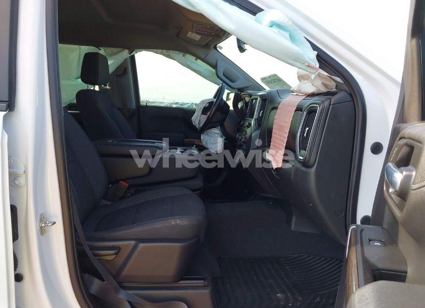 Photo 5 of 2020 Chevrolet Silverado 1500 4WD SHORT BED LT (VIN 3GCUYDED5LG243168)