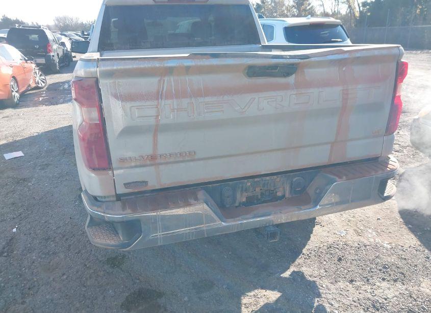 Photo 6 of 2022 Chevrolet Silverado 1500 LTD 4WD SHORT BED LT (VIN 3GCUYDED5NG114463)