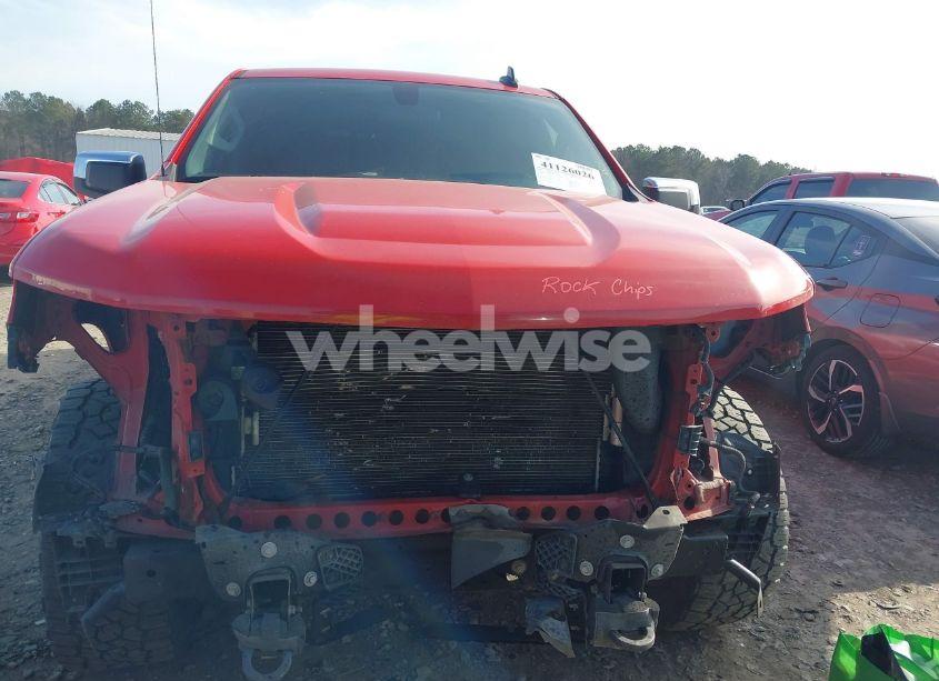 Photo 13 of 2019 Chevrolet Silverado 1500 LT (VIN 3GCUYDED6KG123507)