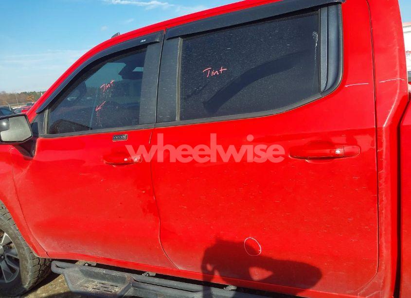 Photo 15 of 2019 Chevrolet Silverado 1500 LT (VIN 3GCUYDED6KG123507)