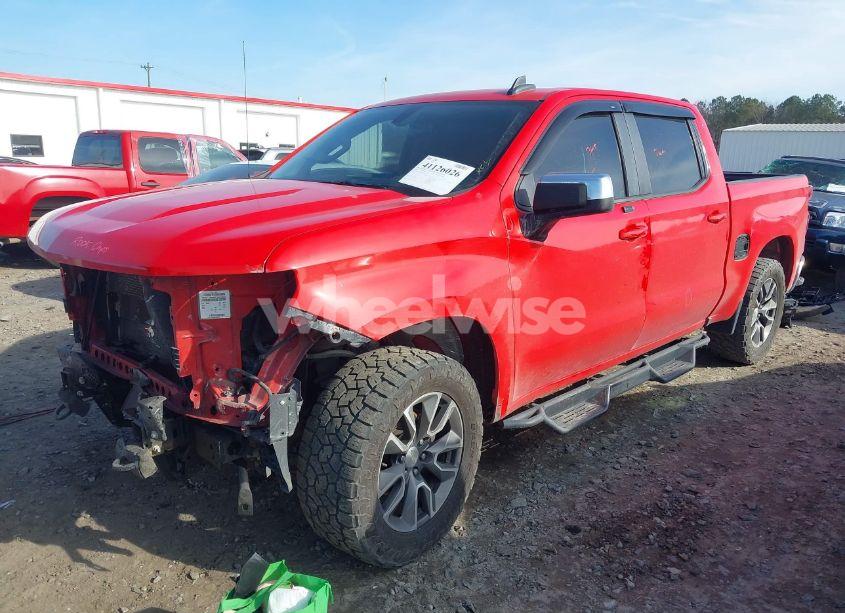 Photo 2 of 2019 Chevrolet Silverado 1500 LT (VIN 3GCUYDED6KG123507)