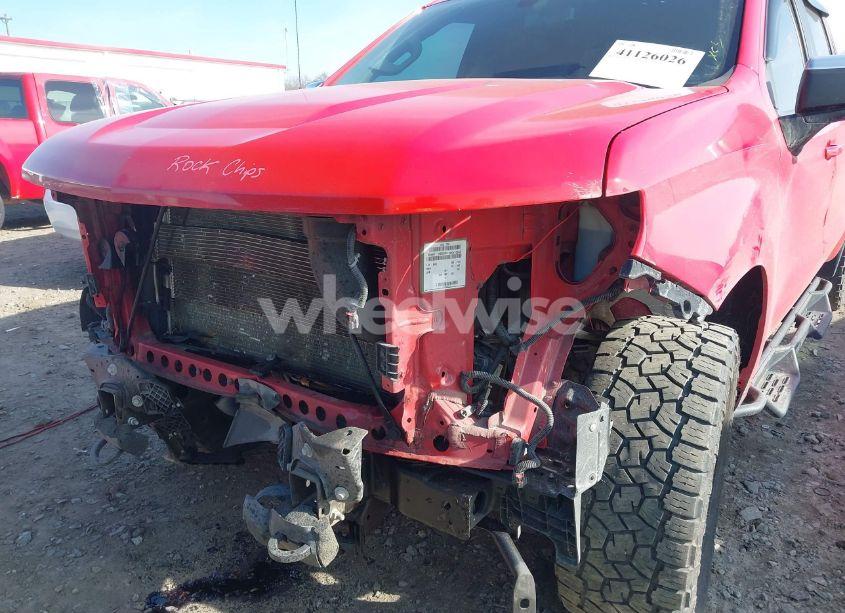 Photo 6 of 2019 Chevrolet Silverado 1500 LT (VIN 3GCUYDED6KG123507)