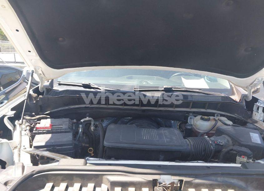 Photo 10 of 2019 Chevrolet Silverado 1500 LT (VIN 3GCUYDED6KG131283)