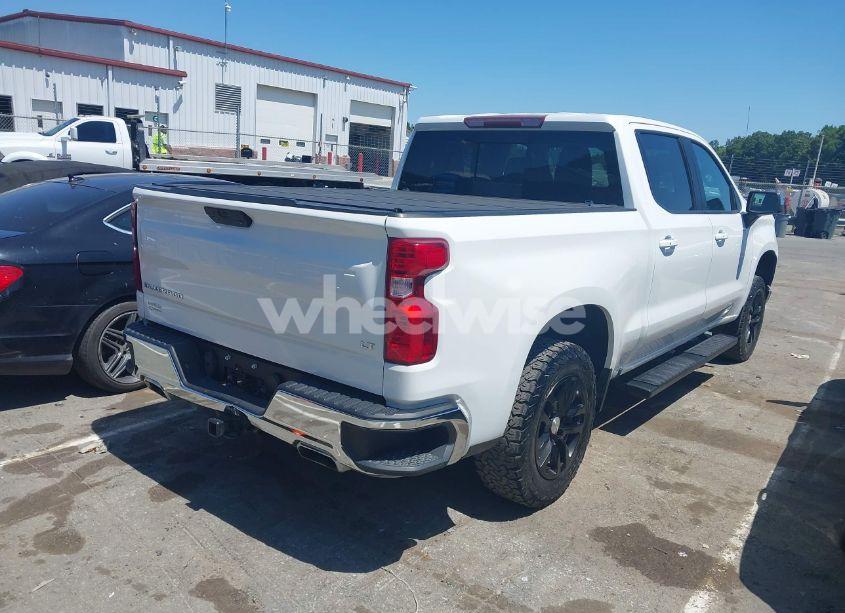 Photo 4 of 2019 Chevrolet Silverado 1500 LT (VIN 3GCUYDED6KG131283)