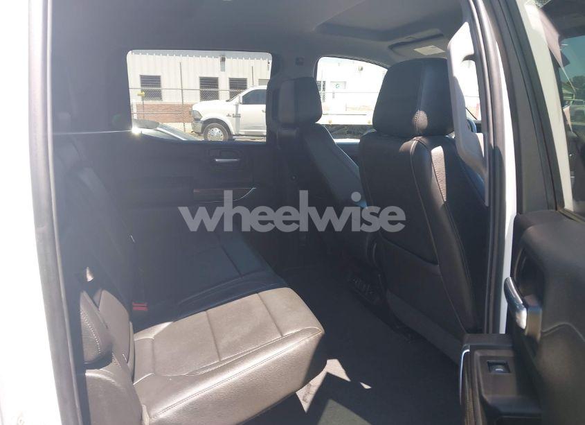 Photo 8 of 2019 Chevrolet Silverado 1500 LT (VIN 3GCUYDED6KG131283)