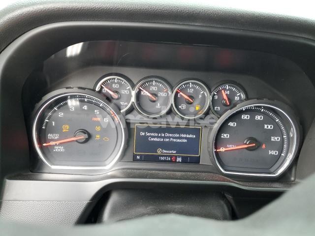 Photo 2 of 2019 CHEVROLET SILVERADO K1500 LT (VIN 3GCUYDED6KG190737)