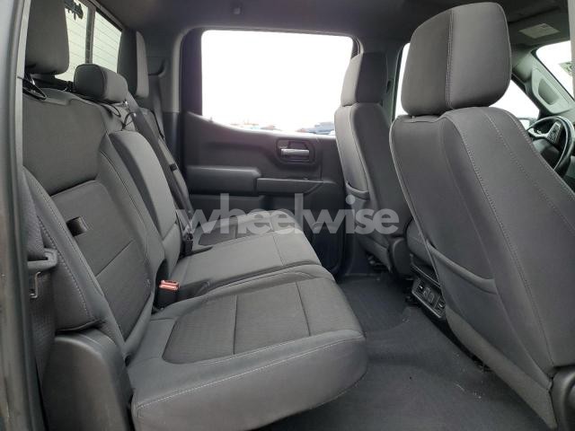 Photo 6 of 2019 CHEVROLET SILVERADO K1500 LT (VIN 3GCUYDED6KG190737)