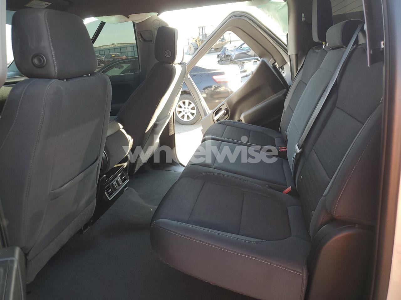 Photo 10 of 2021 CHEVROLET SILVERADO K1500 LT N/A (VIN 3GCUYDED6MG434437)