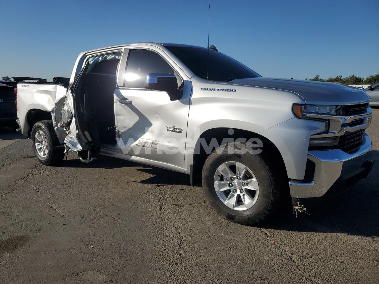 Photo 4 of 2021 CHEVROLET SILVERADO K1500 LT N/A (VIN 3GCUYDED6MG434437)