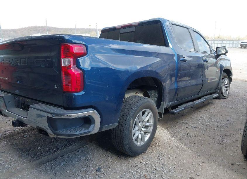 Photo 4 of 2019 Chevrolet Silverado 1500 LT (VIN 3GCUYDED7KG156578)