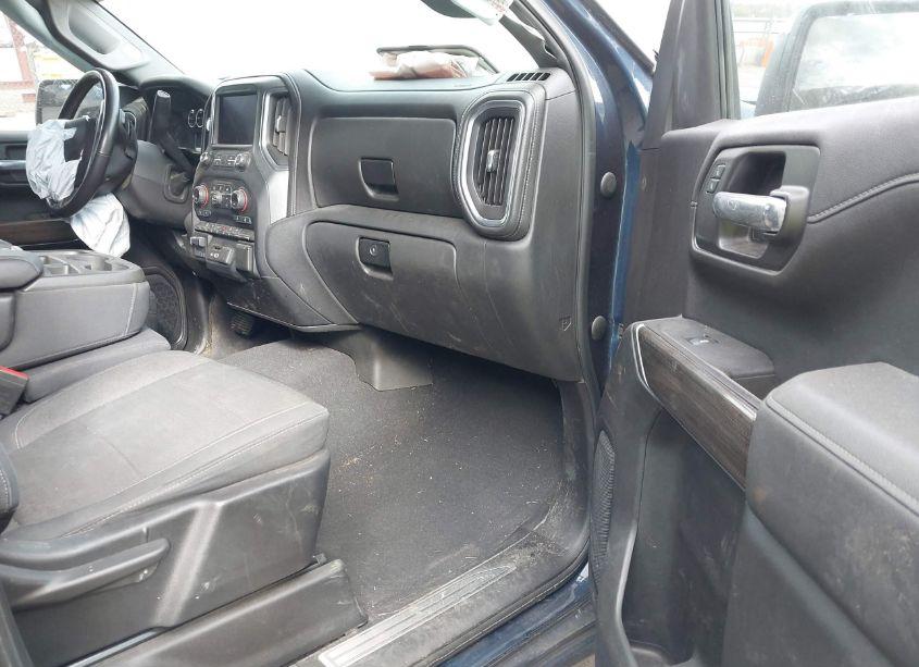 Photo 5 of 2019 Chevrolet Silverado 1500 LT (VIN 3GCUYDED7KG156578)