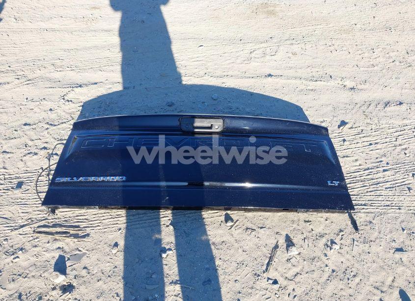 Photo 12 of 2020 Chevrolet Silverado 1500 4WD SHORT BED LT (VIN 3GCUYDED7LG270565)