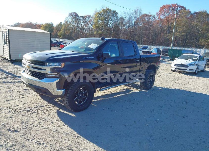 Photo 2 of 2020 Chevrolet Silverado 1500 4WD SHORT BED LT (VIN 3GCUYDED7LG270565)