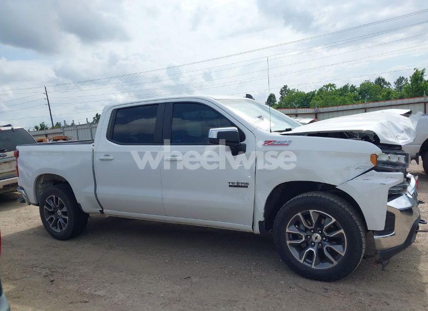 Photo 13 of 2020 Chevrolet Silverado 1500 4WD SHORT BED LT (VIN 3GCUYDED7LG274258)