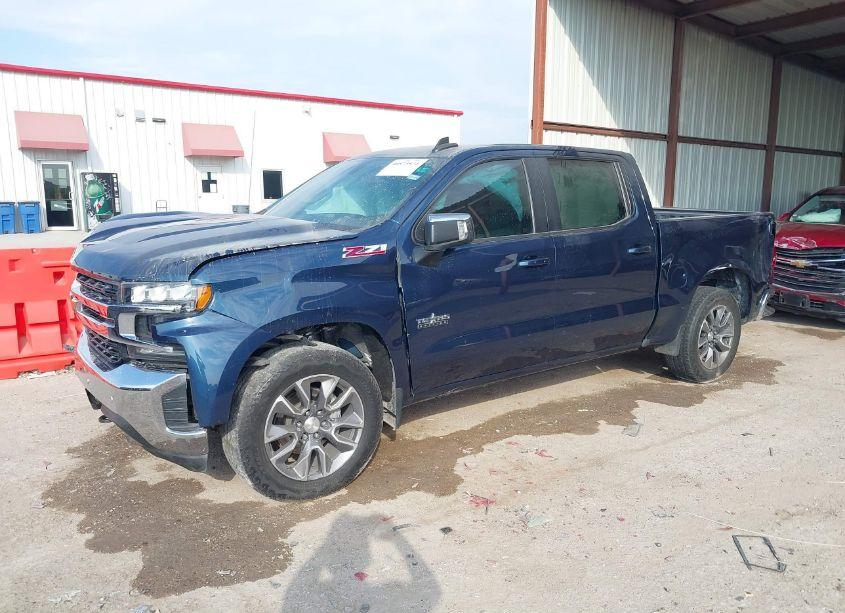 Photo 2 of 2020 Chevrolet Silverado 1500 (VIN 3GCUYDED7LG426569)