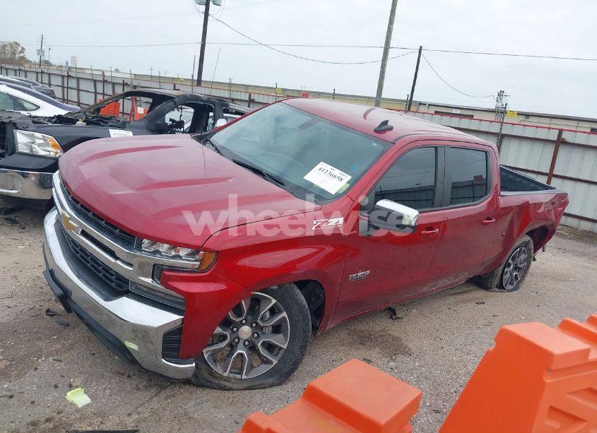 Photo 2 of 2022 Chevrolet Silverado 1500 LTD 4WD STANDARD BED LT (VIN 3GCUYDED7NG119521)