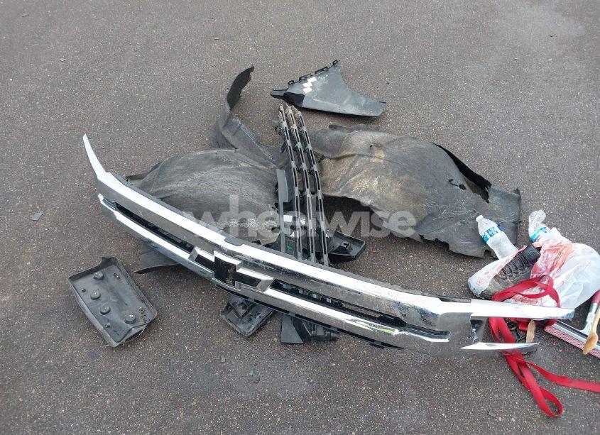 Photo 12 of 2019 Chevrolet Silverado 1500 LT (VIN 3GCUYDED8KG137912)