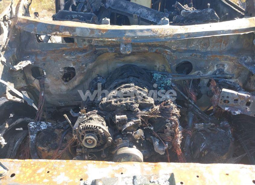 Photo 10 of 2019 Chevrolet Silverado 1500 LT (VIN 3GCUYDED8KG186933)