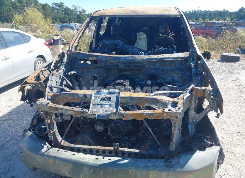 Photo 6 of 2019 Chevrolet Silverado 1500 LT (VIN 3GCUYDED8KG186933)