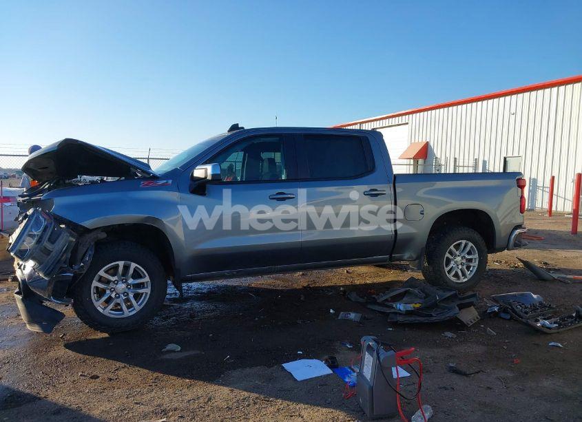 Photo 15 of 2020 Chevrolet Silverado 1500 4WD SHORT BED LT (VIN 3GCUYDED8LG280506)