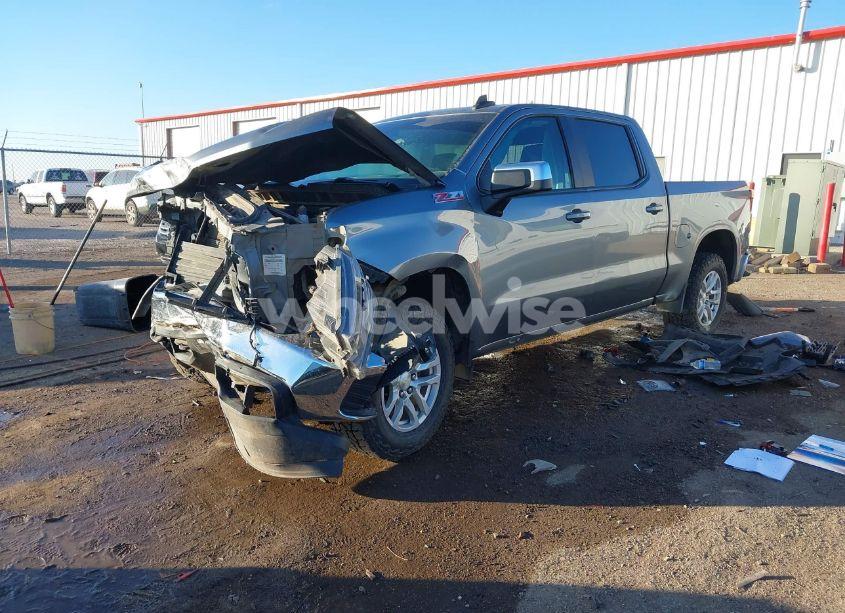 Photo 2 of 2020 Chevrolet Silverado 1500 4WD SHORT BED LT (VIN 3GCUYDED8LG280506)
