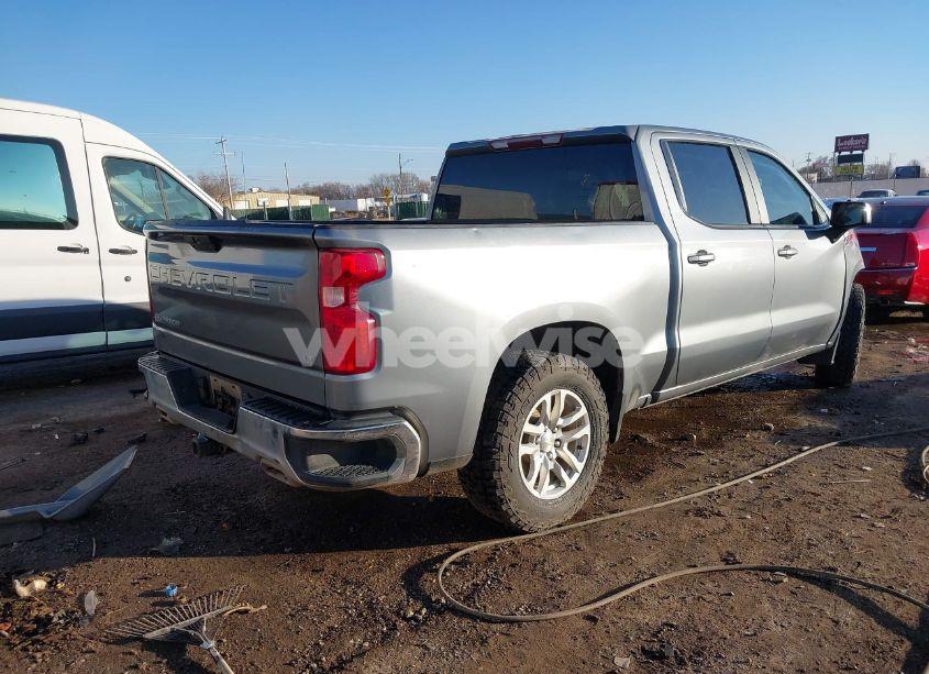 Photo 4 of 2020 Chevrolet Silverado 1500 4WD SHORT BED LT (VIN 3GCUYDED8LG280506)