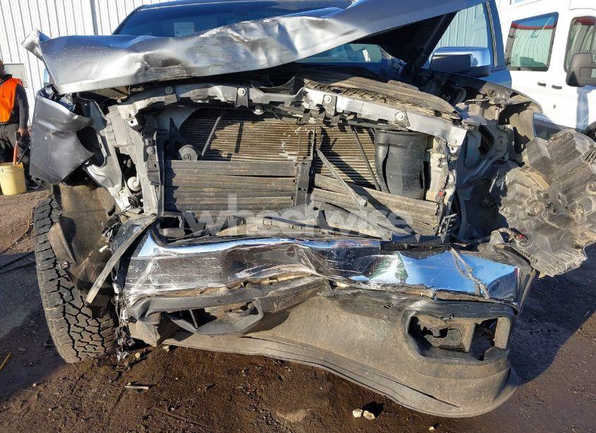 Photo 6 of 2020 Chevrolet Silverado 1500 4WD SHORT BED LT (VIN 3GCUYDED8LG280506)