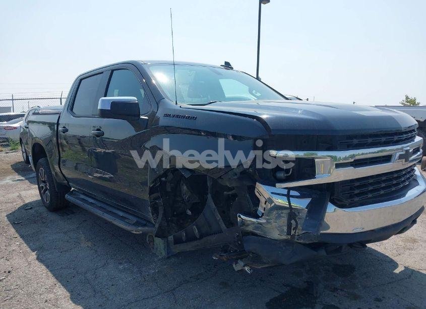 2020 Chevrolet Silverado 1500 4WD SHORT BED LT (VIN 3GCUYDED8LG320227) main photo