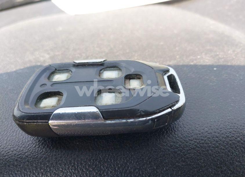 Photo 11 of 2020 Chevrolet Silverado 1500 4WD SHORT BED LT (VIN 3GCUYDED8LG320227)