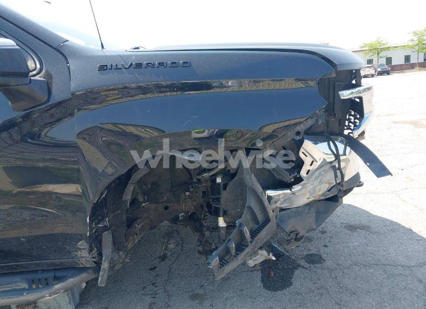 Photo 17 of 2020 Chevrolet Silverado 1500 4WD SHORT BED LT (VIN 3GCUYDED8LG320227)