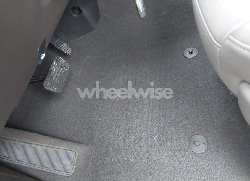 Photo 17 of 2019 Chevrolet Silverado 1500 LT (VIN 3GCUYDED9KG144562)