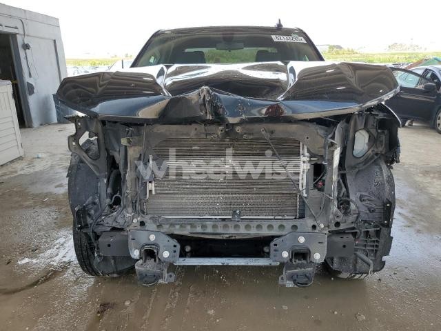 Photo 12 of 2020 CHEVROLET SILVERADO K1500 LT N/A (VIN 3GCUYDED9LG176364)